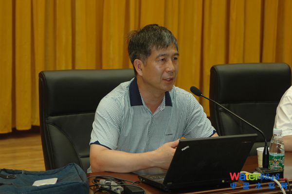 清華大學(xué)環(huán)境學(xué)院副院長左劍惡教授回母校講學(xué)