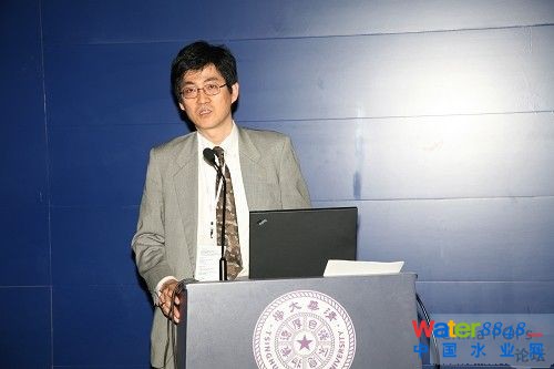 陳建民  教授  來自：復旦大學  報告題目：電噴霧解析電離質(zhì)譜法識別生物質(zhì)燃燒氣溶膠中多環(huán)芳烴的研究